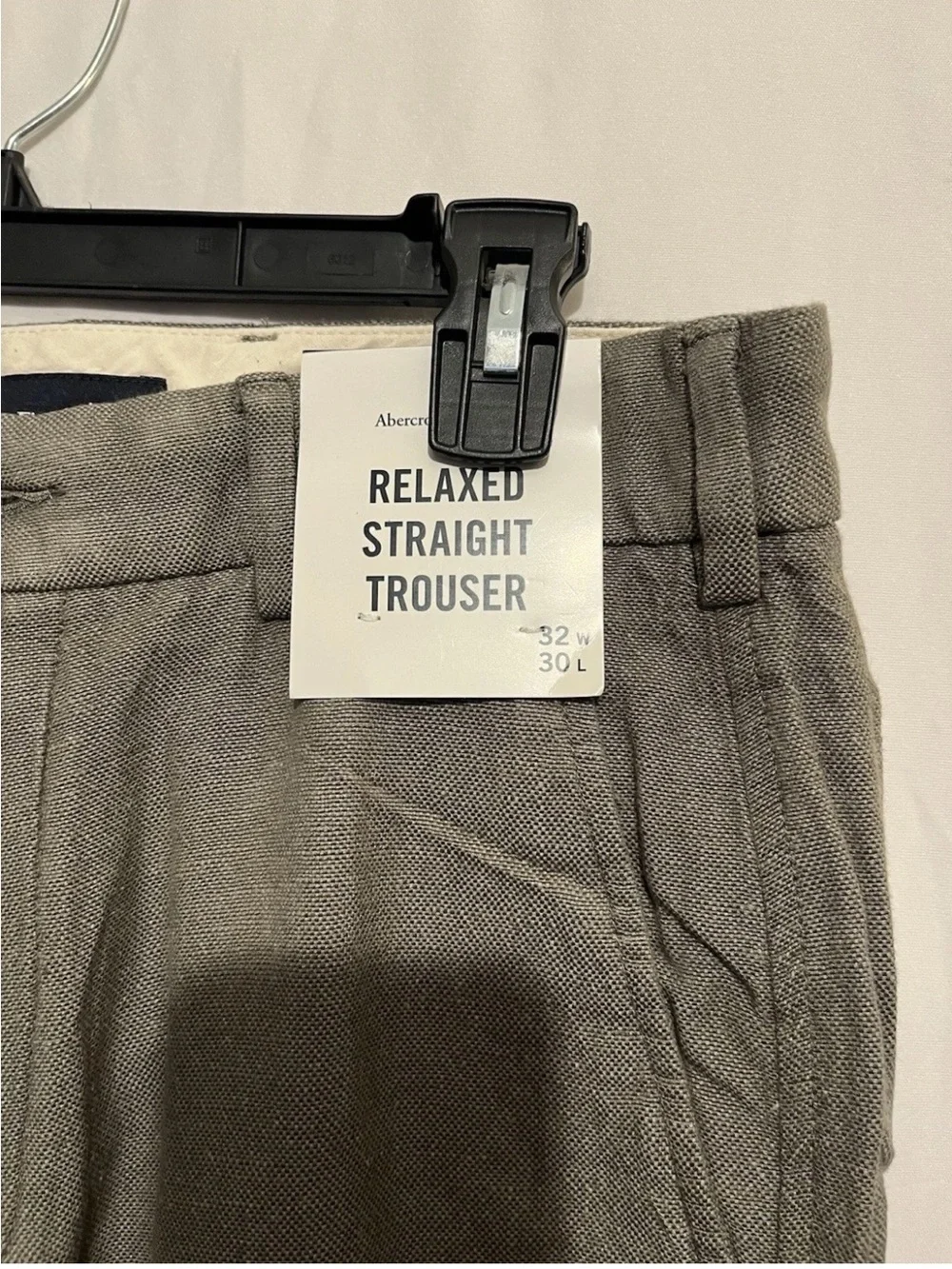 Abercrombie & Fitch Relaxed Straight Chinos - Olive